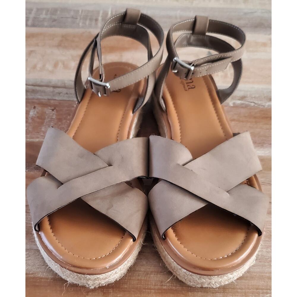 a.n.a Marilou Strappy Espadrille Wedge Sandals Taupe Beige | Women's Size 11